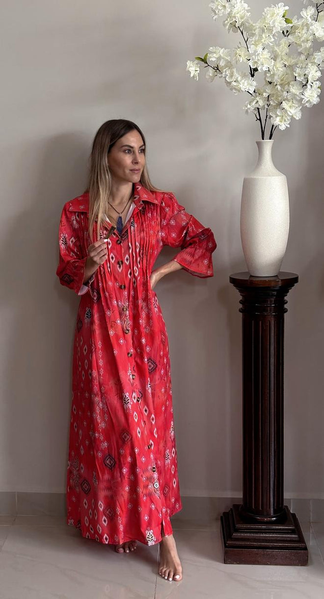 Vestido largo rojo cuello V dama