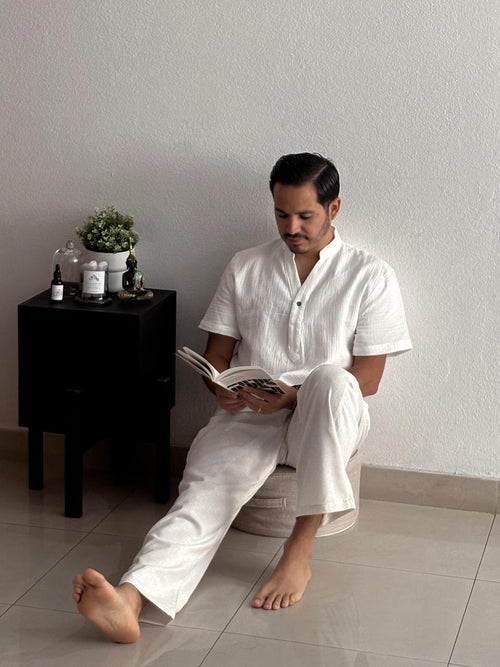 Pantalón Beige de lino con cordón caballero