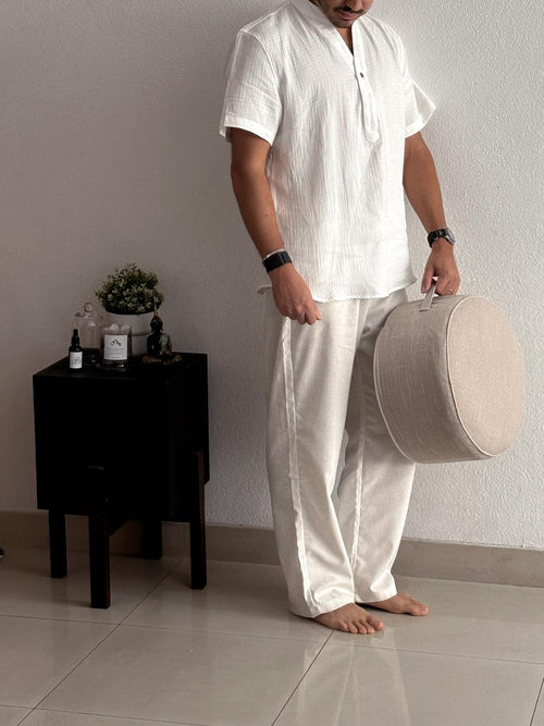 Pantalón Beige de lino con cordón caballero