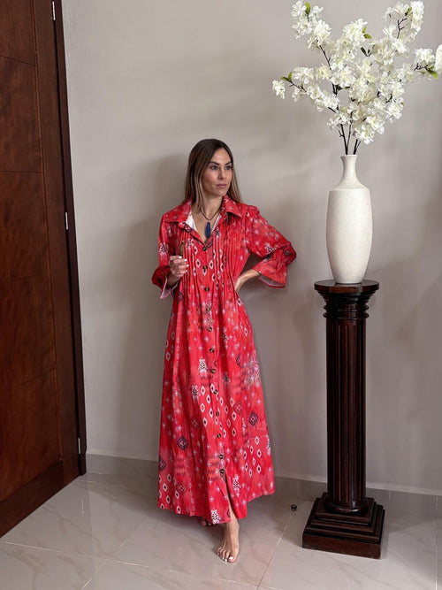 Vestido largo rojo cuello V dama