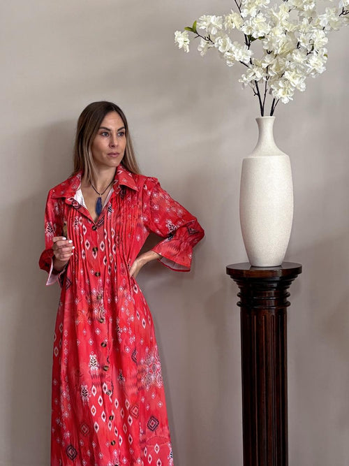 Vestido largo rojo cuello V dama